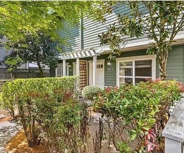 3047 60th Avenue SW #A, Seattle, WA, 98116