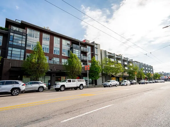 1680 W 4th Ave #409, Vancouver, BC V6J 0B7