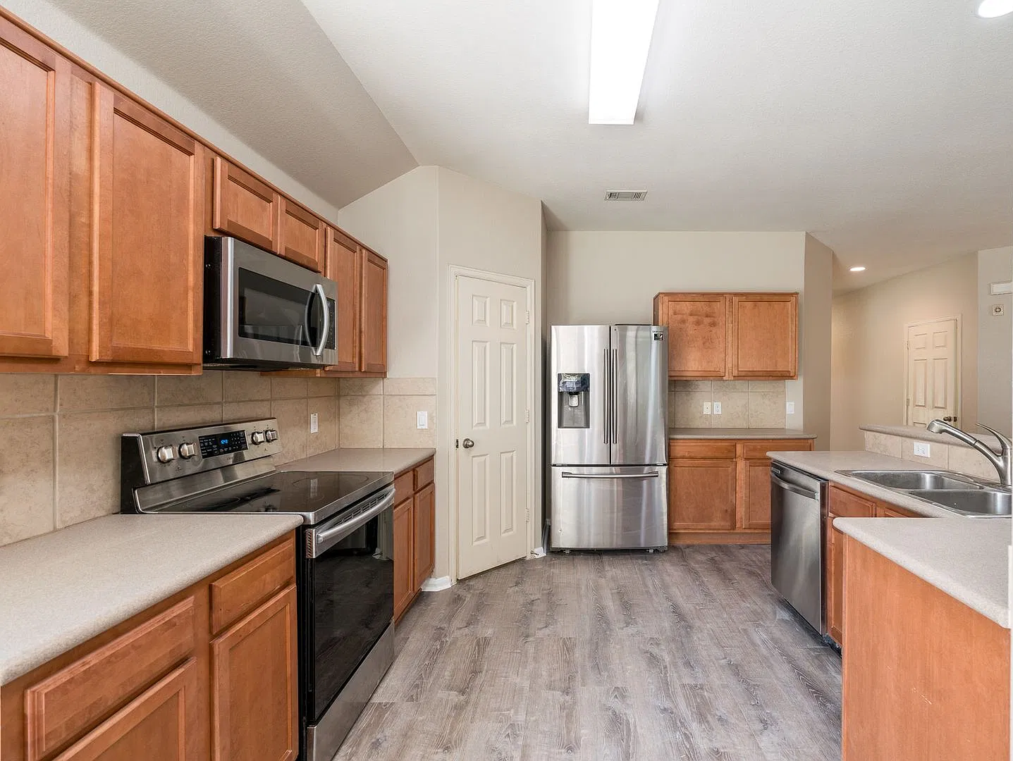 240 King Elder Ln, Leander, Texas 78641 — Photo 4