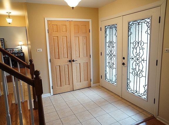 2nd image of 1630 Briarcrest Dr