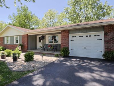 119 Fielder Dr, Salem, IL, 62881