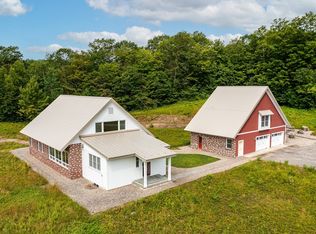 330 East St, Williamsburg, MA 01096