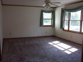 3rd image of 37713 Maple St