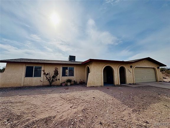 2nd image of 4260 El Paso Rd