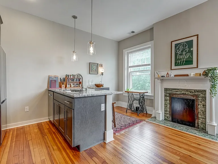 425 N Arthur Ashe Blvd #G — Photo 7