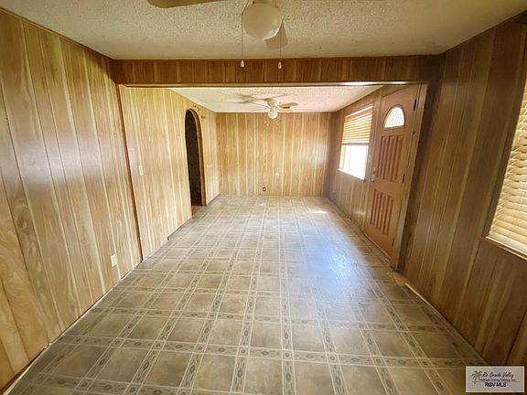 3rd image of 596 Julian St