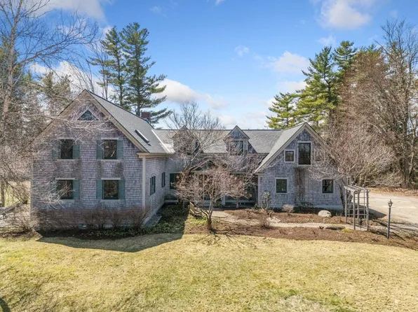 152 Windy Row, Peterborough, NH 03458