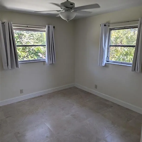 5220 NE 14th Way — Photo 7