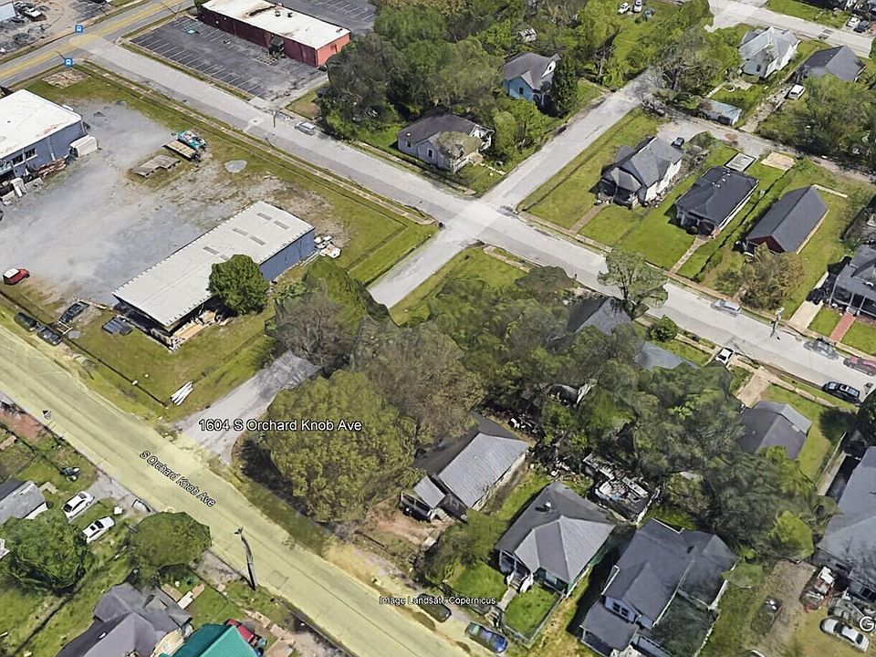 1st image of 1604 NW Orchard Knob Ave