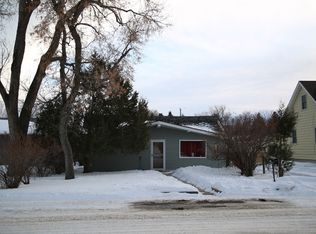 1428 Lewis St, Sheridan, WY 82801