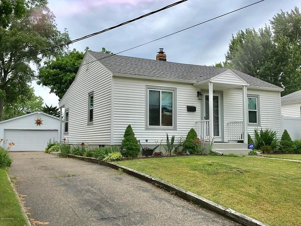 1st image of 3231 Birchwood Ave SW
