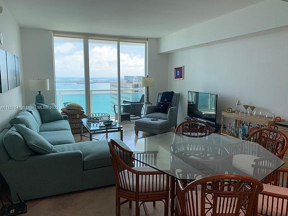 5th image of 951 Brickell Ave APT 3808