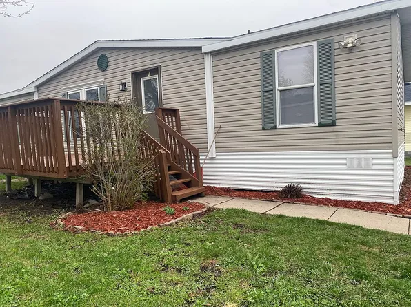 2153 Elaine Ln, North Mankato, MN 56003