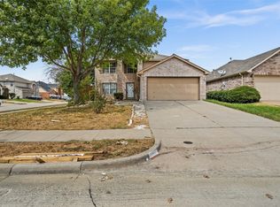 7626 Stanhope Ln, Arlington, TX 76001