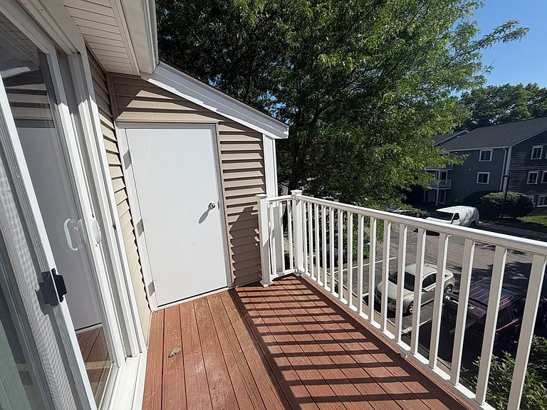 36 Silver Hill Ln #21 — Photo 9