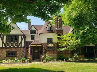 8501 Evergreen Dr, Parma, OH