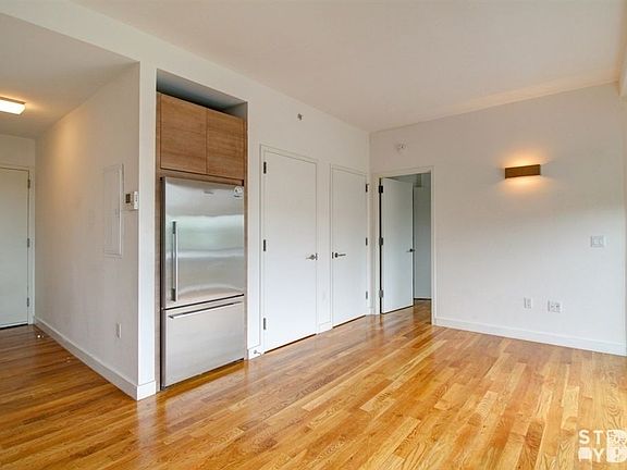 5th image of 333 Greene Ave #3SE