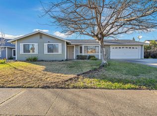 310 Moonstone Way, Redding, CA 96003