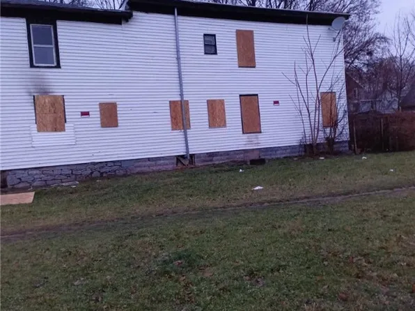 404 Union Pl, Syracuse, NY 13208