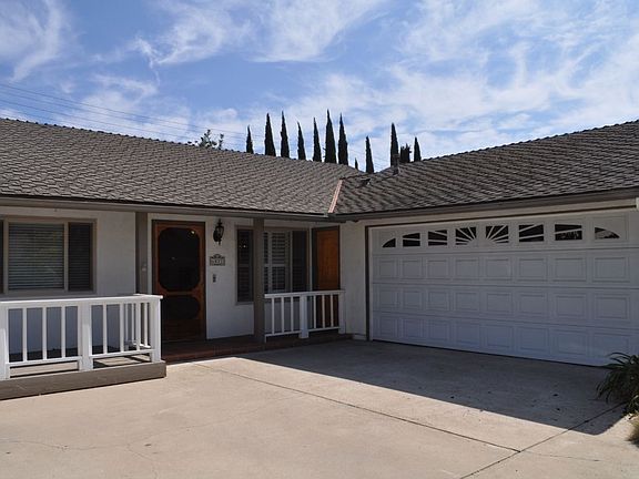 3rd image of 6021 Paseo Palmilla