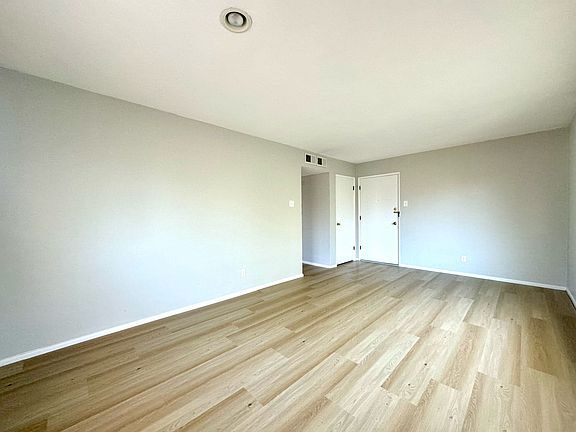 2nd image of 4205-4261 Fatima Dr #3