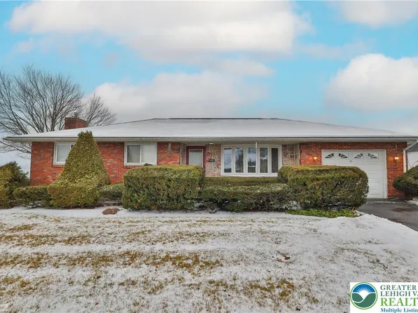 2460 Old Post Rd N, Coplay, PA 18037