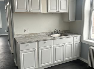 419-437 Main St, Athol, MA 01331