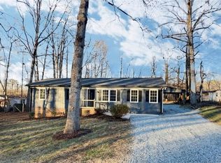 2929 Holloway Church Rd, Lexington, NC 27292