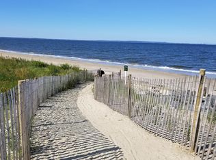 2 Skimmer Ln, Pt Monmouth, NJ 07758