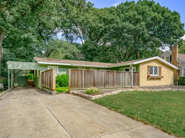 709 Parchmount Ave, Parchment, MI 49004