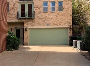 905 1/2 Knox St, Houston, TX 77007