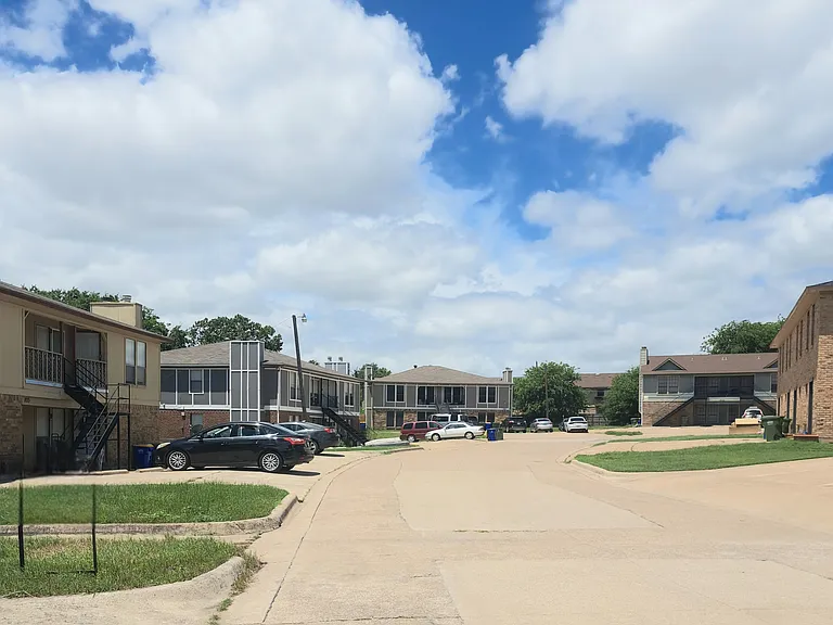 8109 Foxfire Ln #C — Photo 15