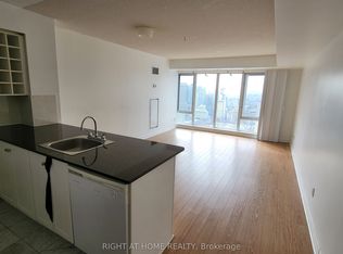 210 Victoria St #4210, Toronto, ON M5B 2R3