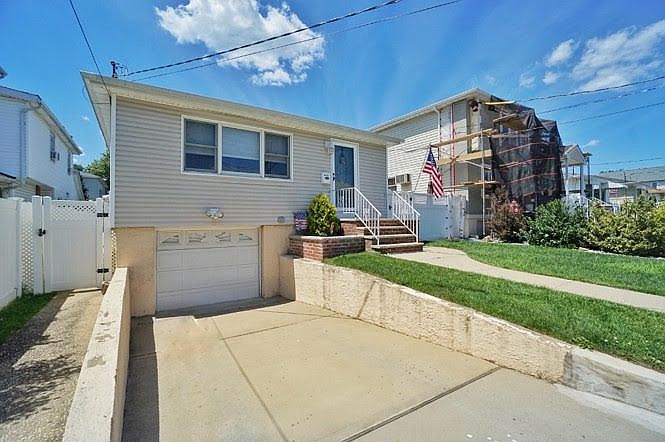 1st image of 107 Cuba Ave