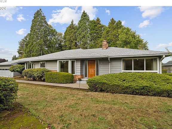 5th image of 19531 Central Point Rd