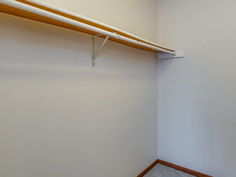 Harbor Ridge Apartments — Photo 15