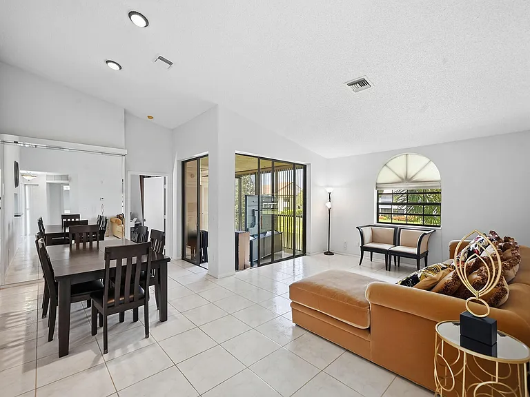 5395 Firenze Dr #K — Photo 10