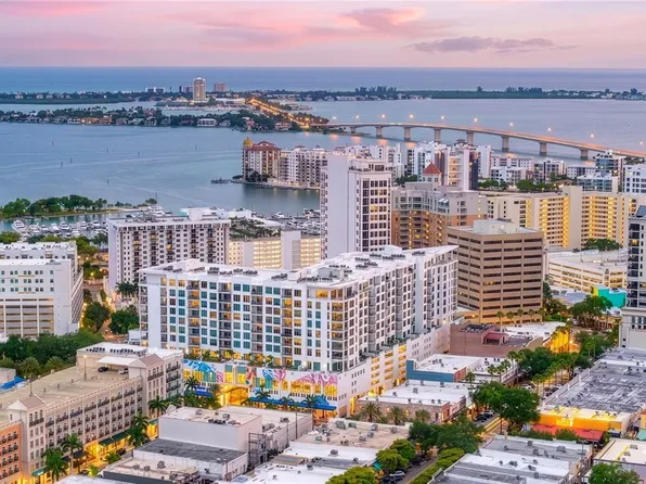 111 S Pineapple Ave #1208, Sarasota, FL 34236