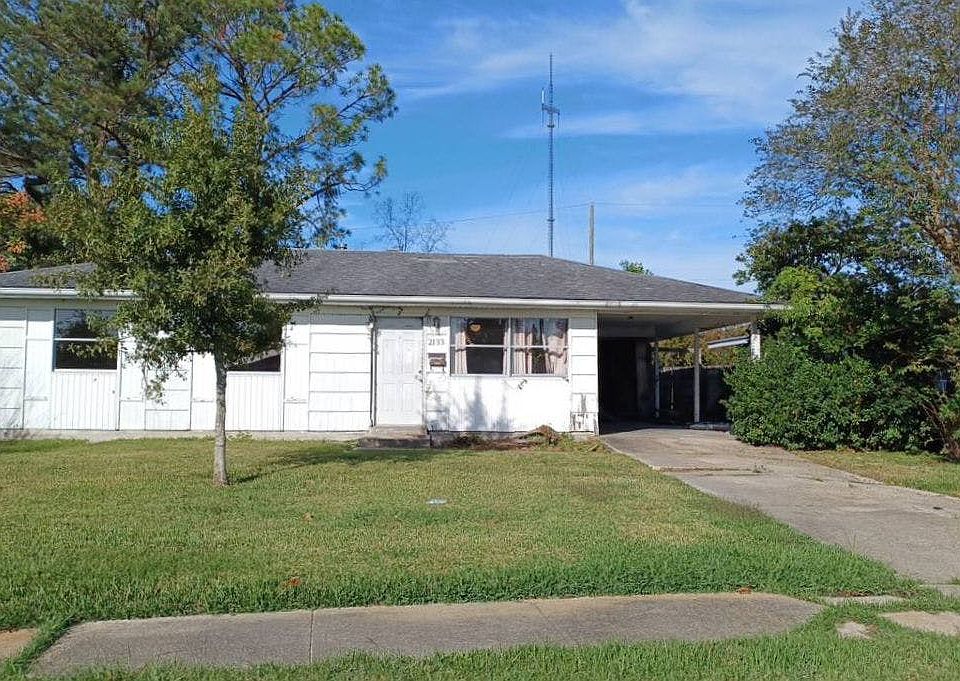 1st image of 2133 N Butterfly Cir