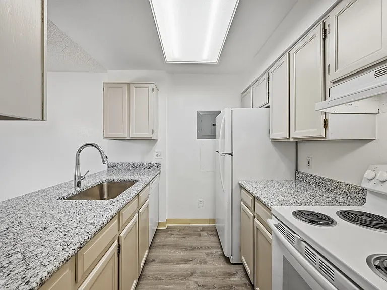 14700 E Kentucky Dr #524 — Photo 9