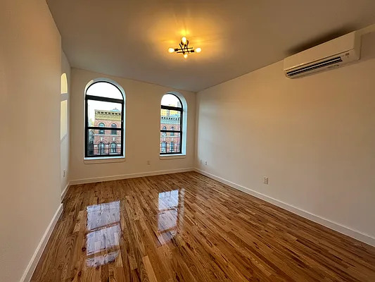 Rented by Abba Realty Associates INC | media 37