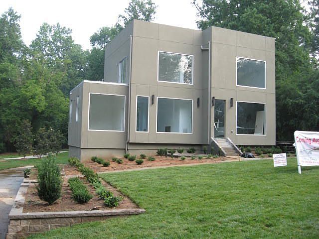 1st image of 2422 Sagamore Dr NW