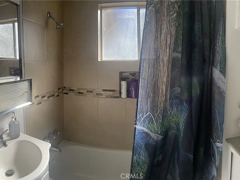 1545 Ross St — Photo 21