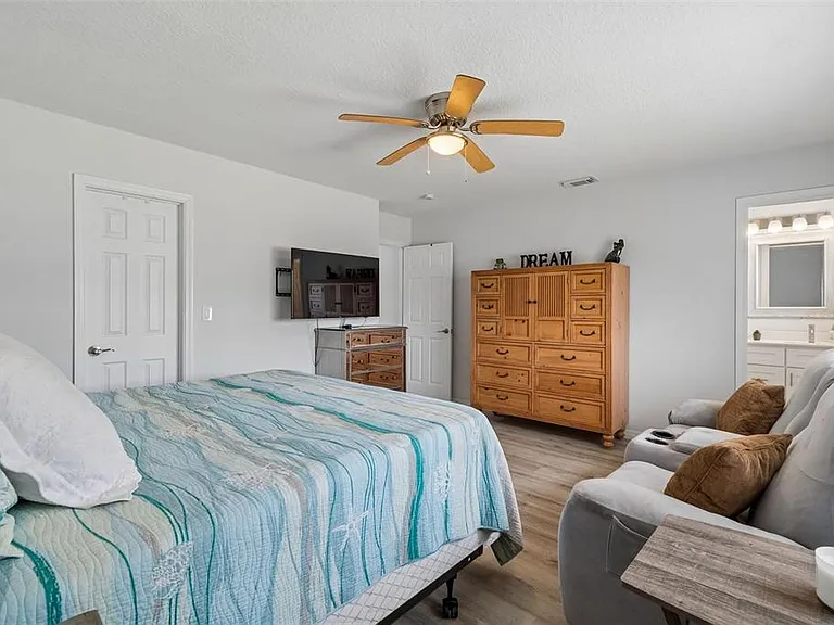 5440 Leahy Ln — Photo 20