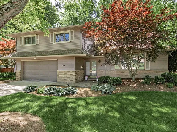 5504 Lansbury Ln, Lyndhurst, OH 44124