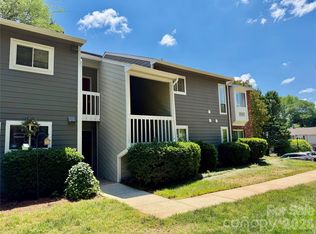 3100 Heathstead Pl, Charlotte, NC 28210