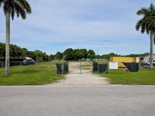 3550 NW 94th Ave, Cooper City, FL 33024