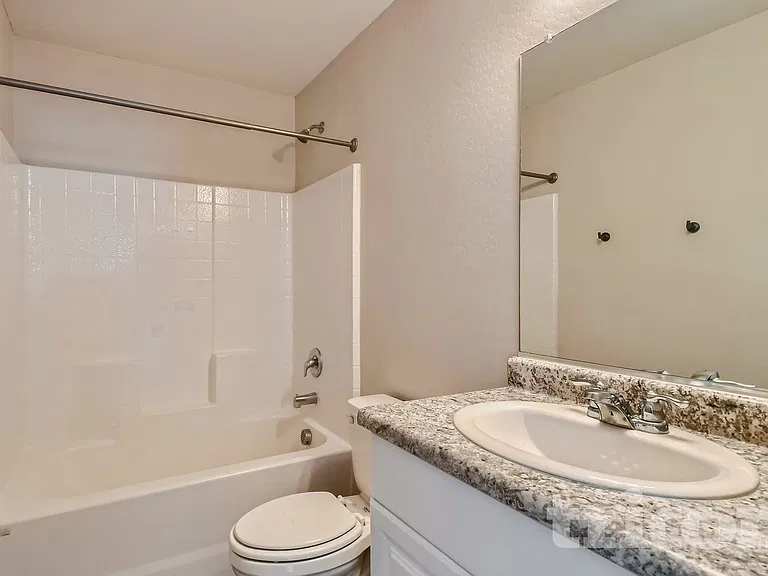 227 W Watson Ct — Photo 13