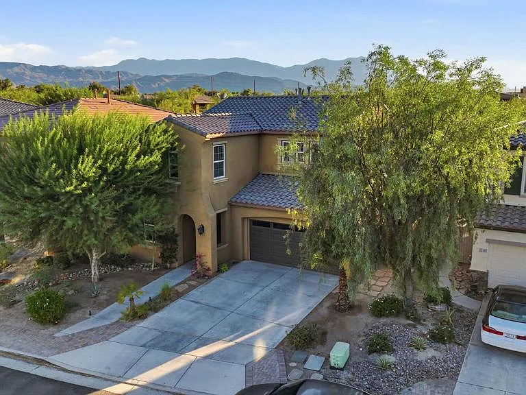 35495 Domani Dr — Photo 2