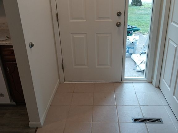 5th image of 10650 Kumquat St NW